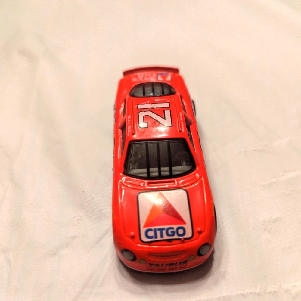 Michael Waltrip #21 Citgo Nascar 🔥 Hot Wheels Die Cast Toy Car RC - Picture 3 of 3